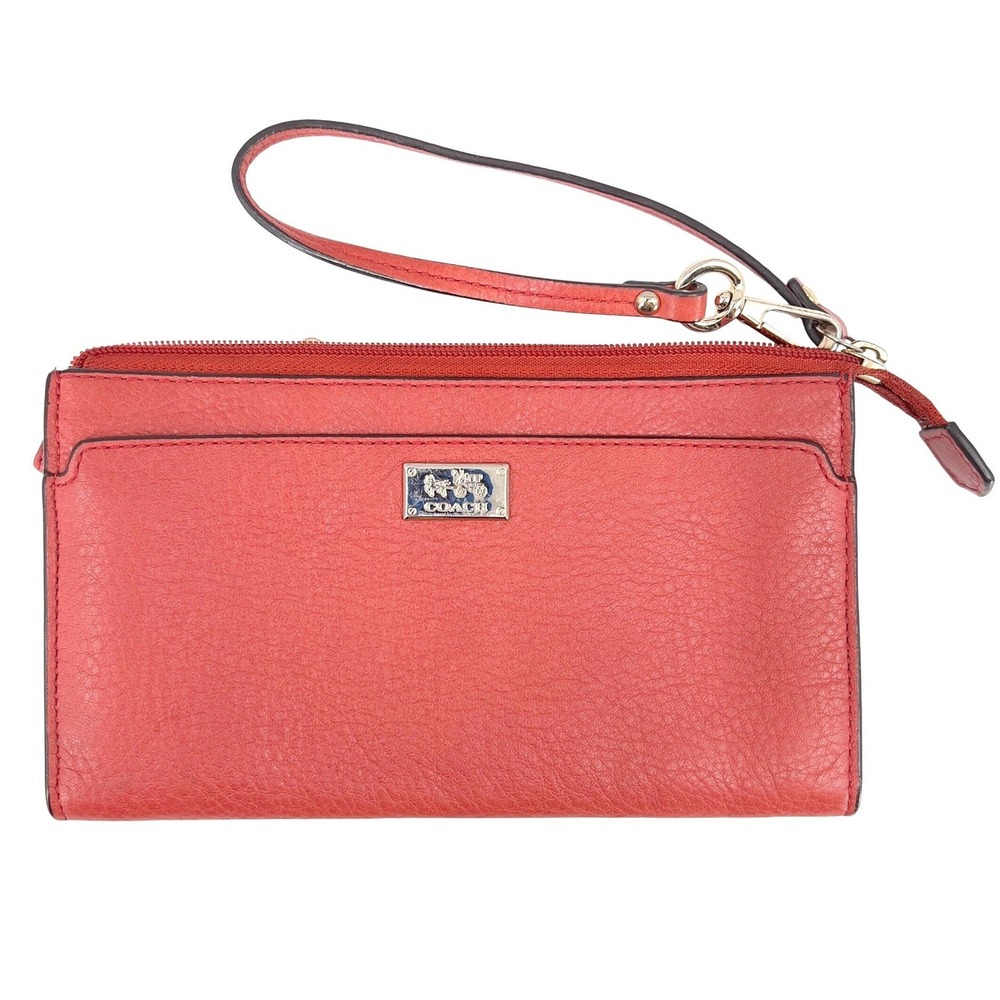 Coach Salmon Coral Leather Zip Wallet Wristlet Horse Carriage Logo Plate Clutch